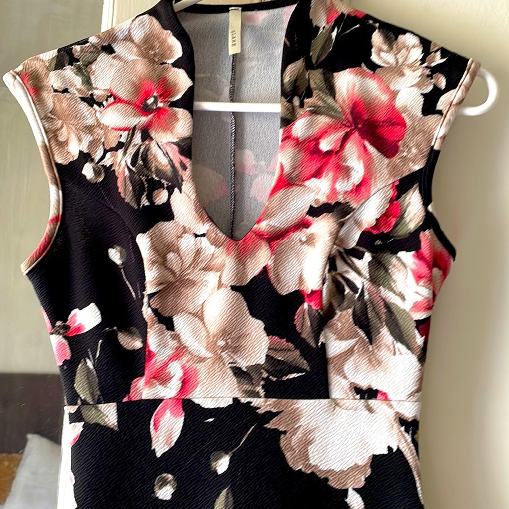 Floral, form fitting dress